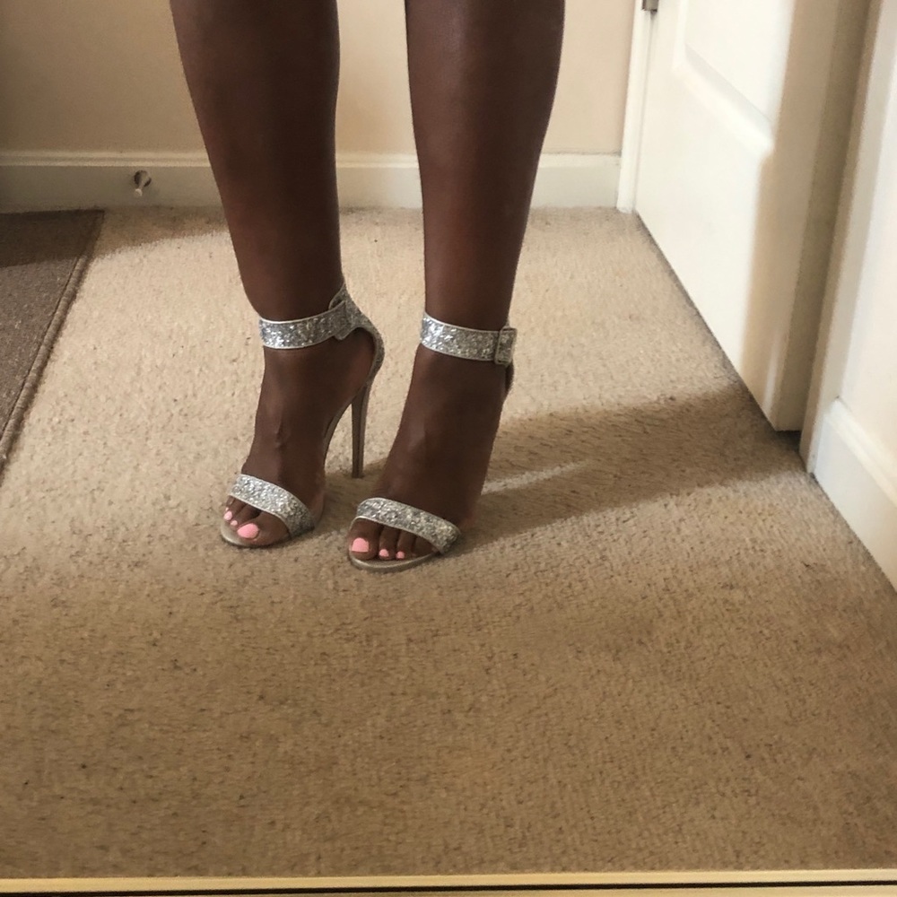 Truffle Collection Silver Heels - Picture 3 of 4